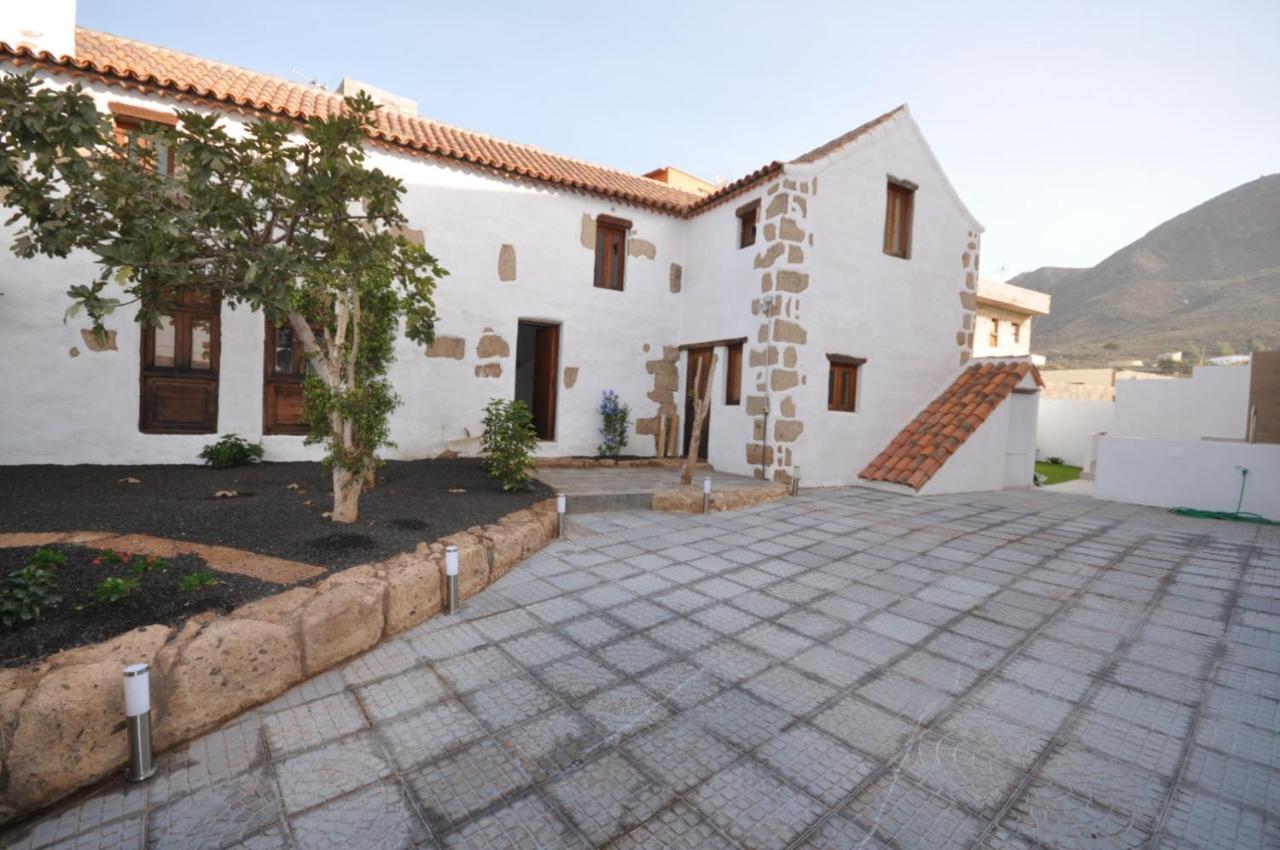 فيلا Valle de San Lorenzoفي Casaruralarona المظهر الخارجي الصورة